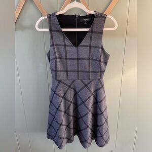 Banana Republic Gray Plaid Sleeveless Dress
